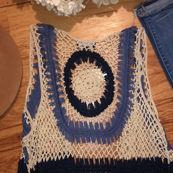 Frazzle blue crochet vest NWT - Picture 7 of 10